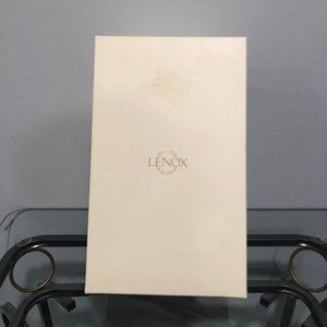 New In Box Lenox Great giftables Vase with Frame